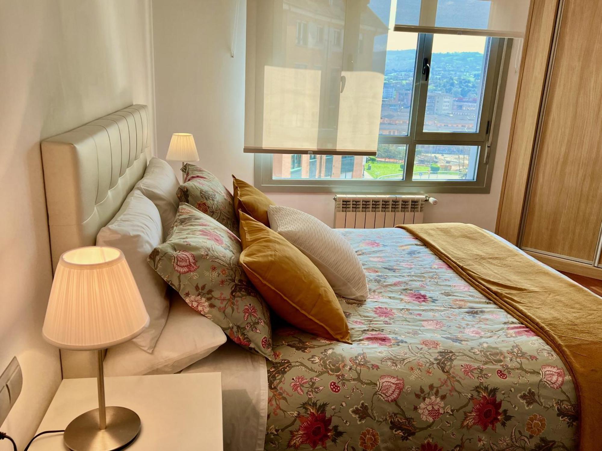 Apartamento Europa Jardin Oviedo Exteriér fotografie